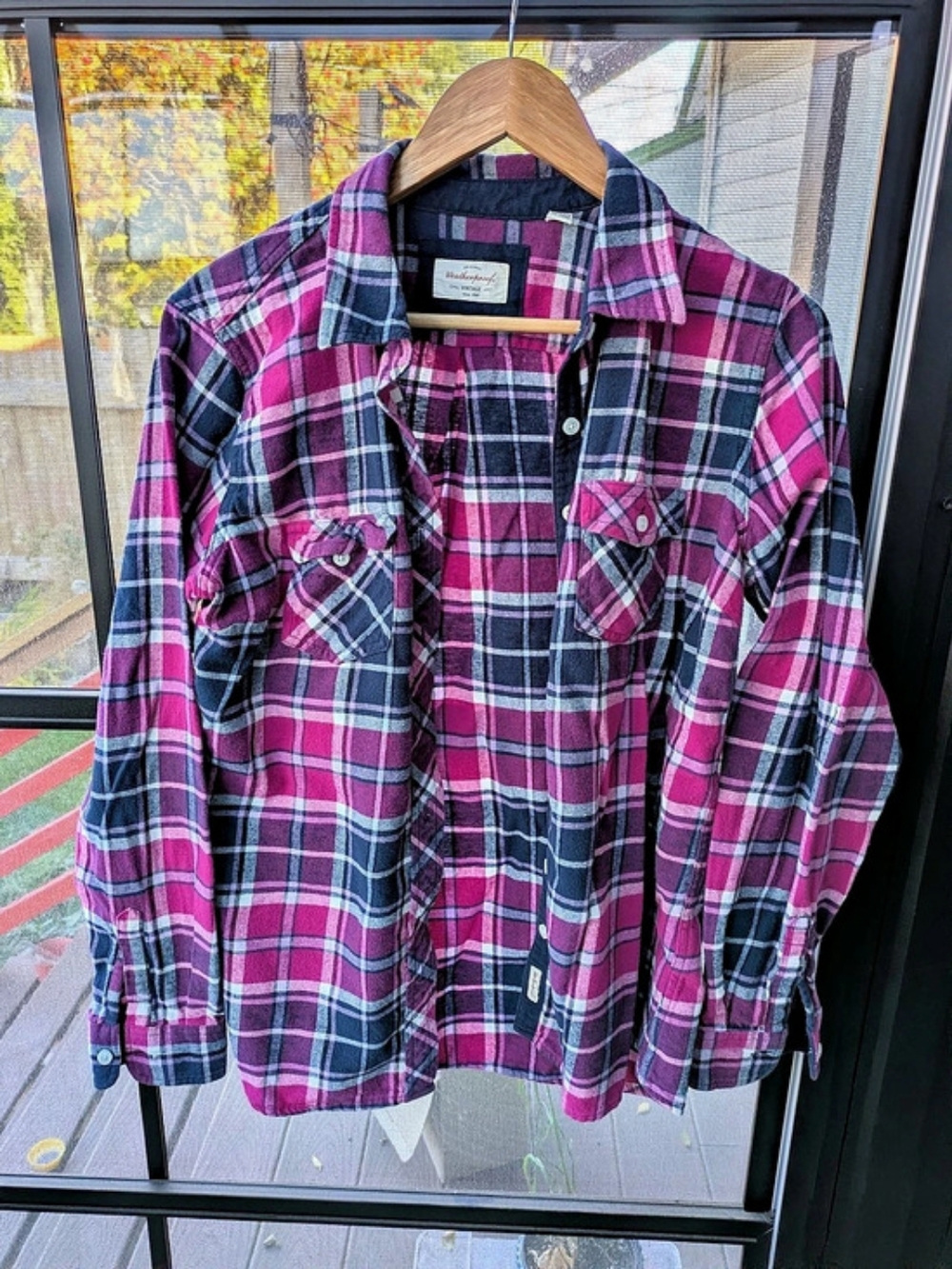 Weatherproof Vintage Plaid Button Down in Pink & Navy Size Large